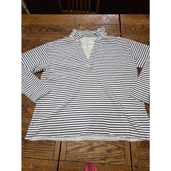 Frank & Eileen Patrick Popover Henley in White & British Royal Navy Triple Fleec - Picture 2 of 6